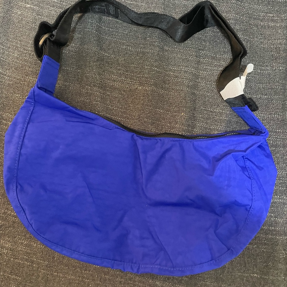 Baggu Medium Crescent Lapis Extended Strap. [TRADE]